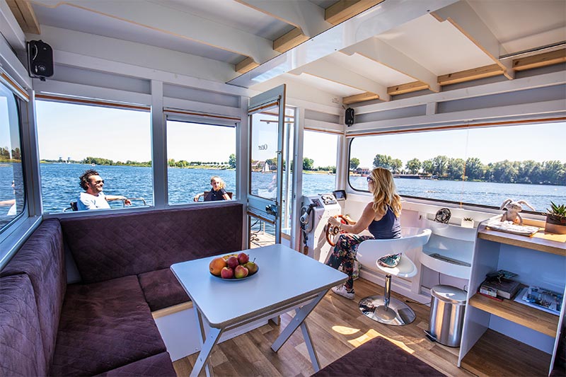 Compactklasse Otter Easy Houseboats interieur