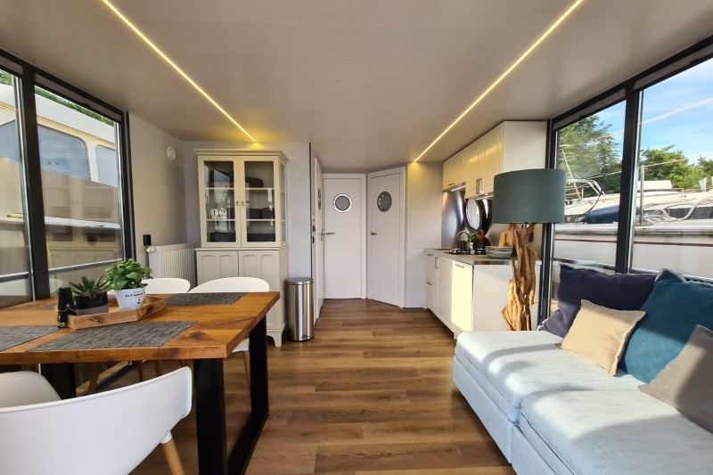Luxus Hausboot mieten Holland Limburg Belgien