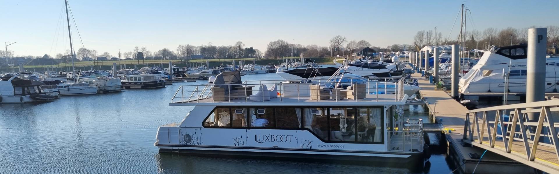 Luxboot klasse header